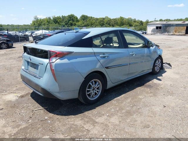 2017 TOYOTA PRIUS THREE 4