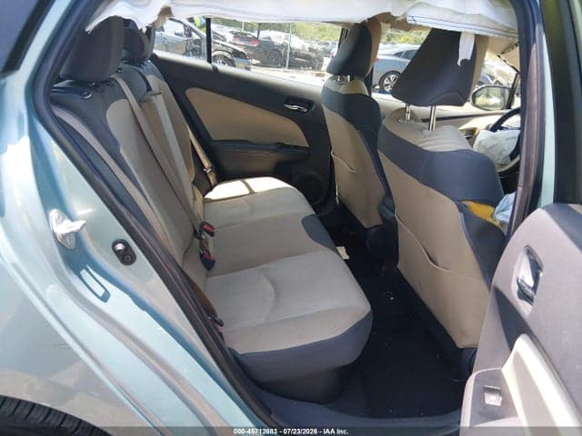 2017 TOYOTA PRIUS THREE 8