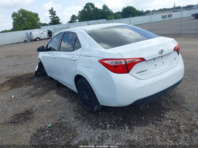 2017 TOYOTA COROLLA LE 3