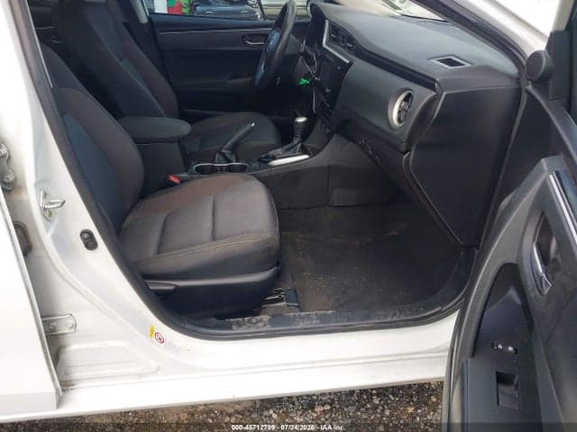 2017 TOYOTA COROLLA LE 5