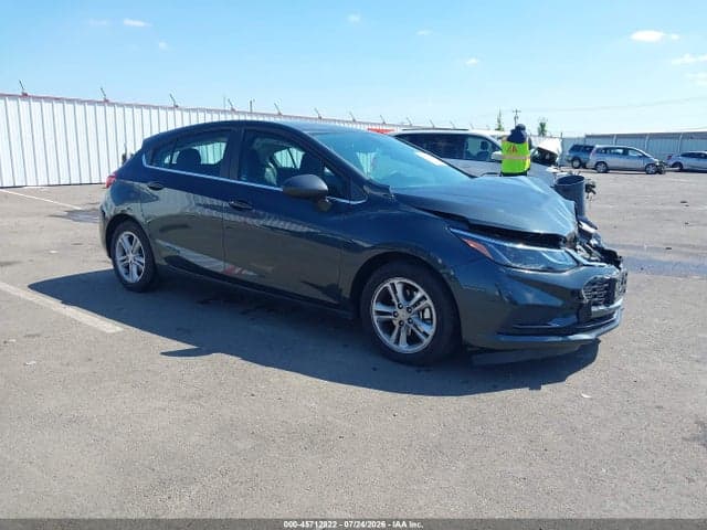 2017 CHEVROLET CRUZE LT AUTO 1