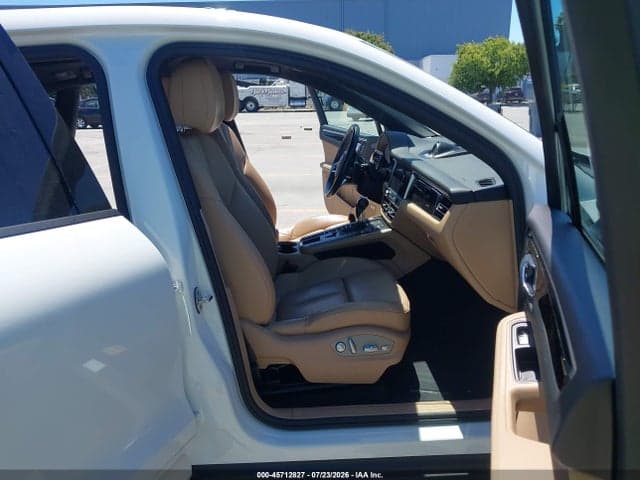 2019 PORSCHE MACAN 5