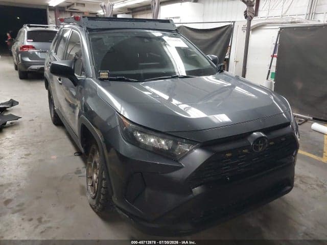 2020 TOYOTA RAV4 LE 1