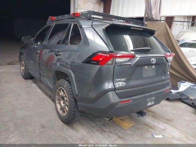 2020 TOYOTA RAV4 LE 3