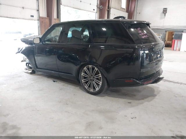 2024 LAND ROVER RANGE ROVER P400 SE 3