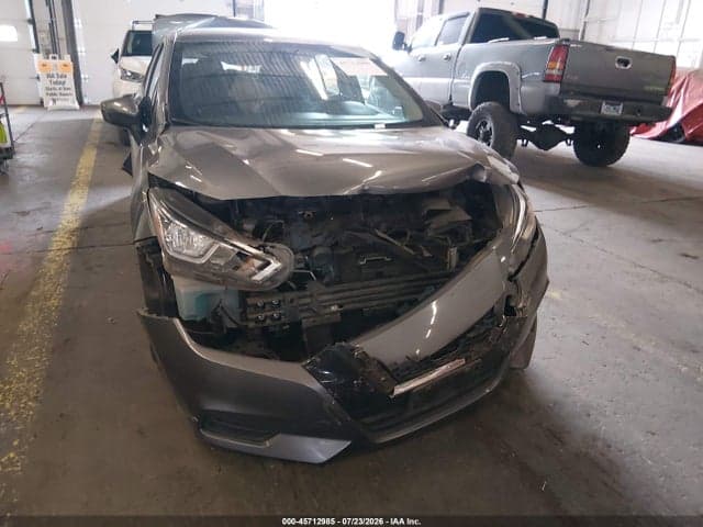 2021 NISSAN VERSA SV XTRONIC CVT 6