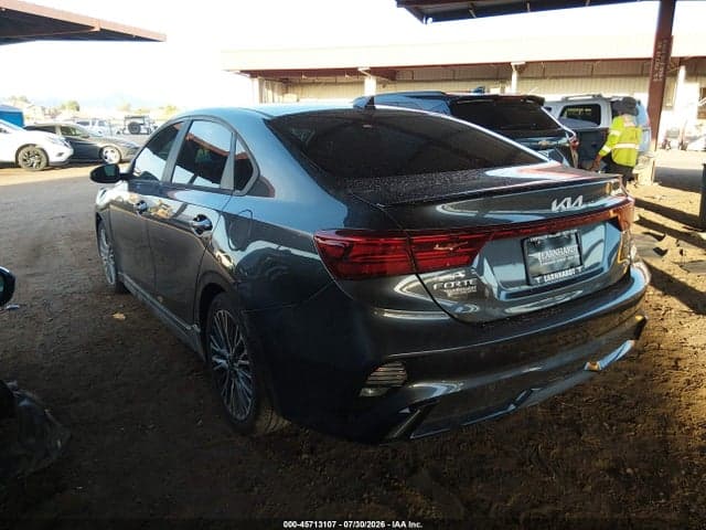 2023 KIA FORTE GT-LINE 3
