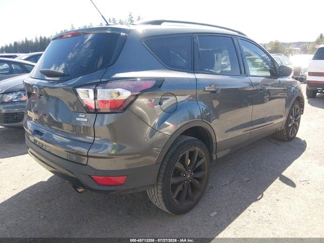2017 FORD ESCAPE SE 4