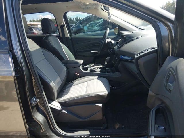 2017 FORD ESCAPE SE 5