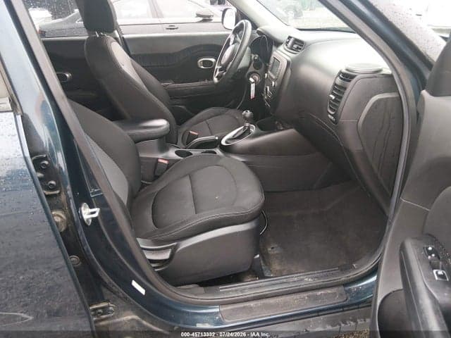 2017 KIA SOUL + 5