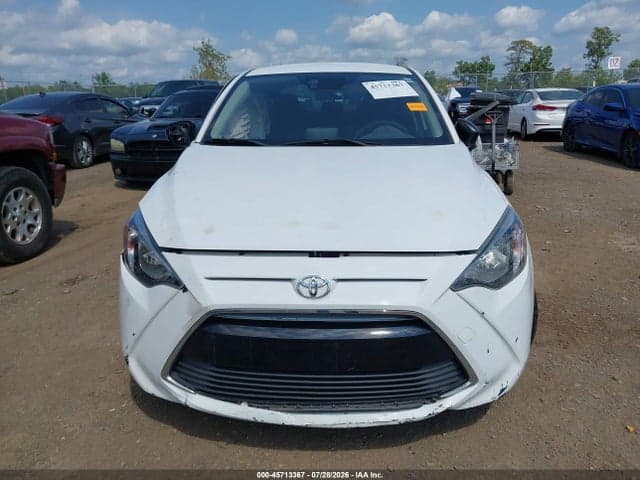 2017 TOYOTA YARIS IA 13
