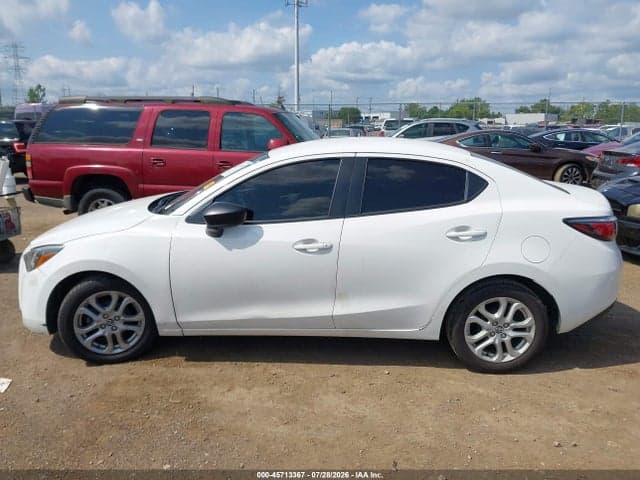 2017 TOYOTA YARIS IA 15