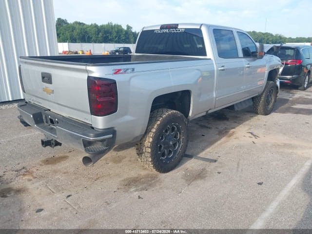 2017 CHEVROLET SILVERADO 2500HD LT 4