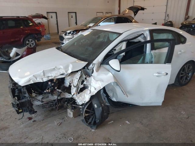 2022 KIA FORTE LXS 2