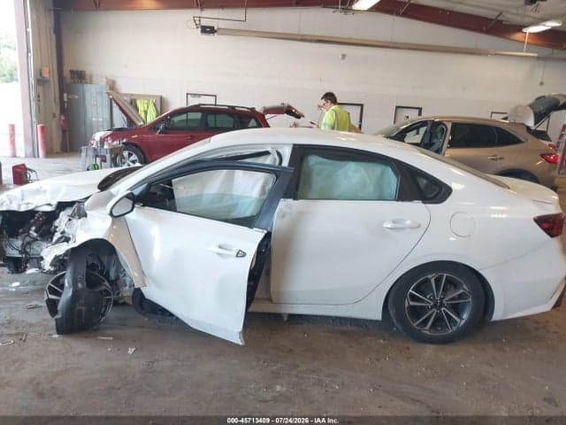 2022 KIA FORTE LXS 14