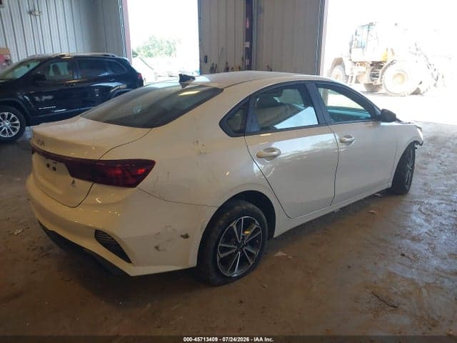 2022 KIA FORTE LXS 4
