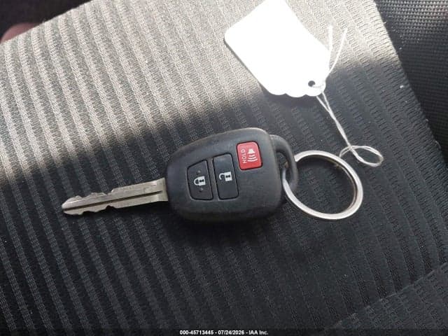 2017 TOYOTA RAV4 LE 11