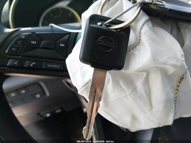 2025 NISSAN VERSA 1.6 S 11