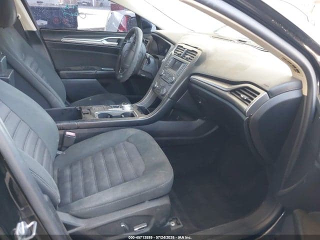 2017 FORD FUSION SE 3