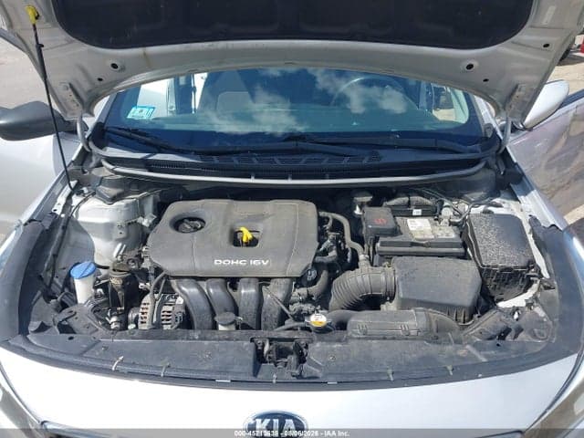 2017 KIA FORTE LX 10