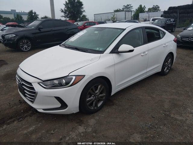 2017 HYUNDAI ELANTRA SE 2