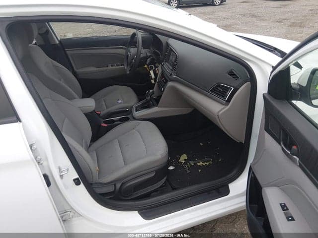 2017 HYUNDAI ELANTRA SE 5
