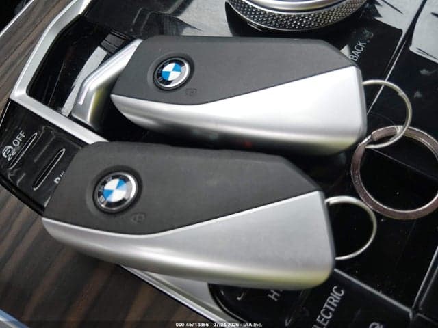 2026 BMW X5 PHEV XDRIVE50E 11
