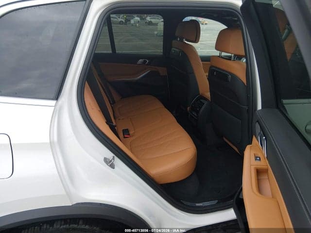 2026 BMW X5 PHEV XDRIVE50E 8