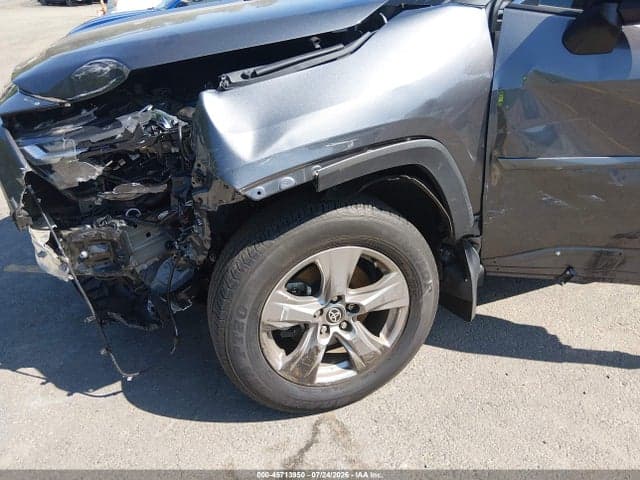 2022 TOYOTA RAV4 XLE 6
