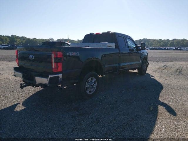 2025 FORD F-350 XLT 4