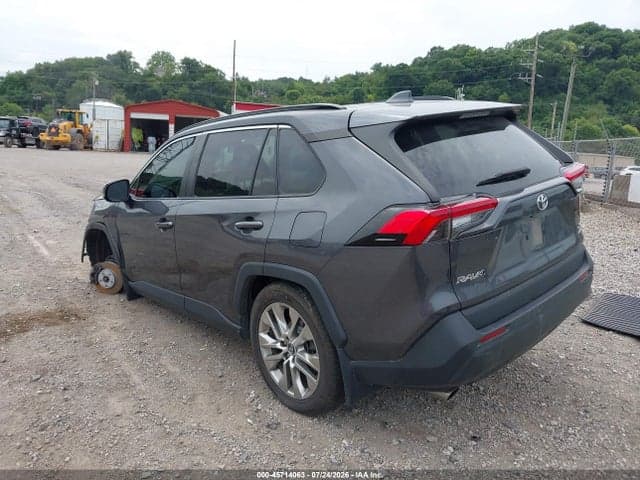 2020 TOYOTA RAV4 XLE PREMIUM 3