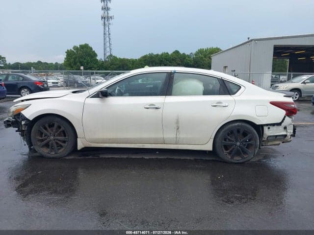2018 NISSAN ALTIMA 2.5 SR 14