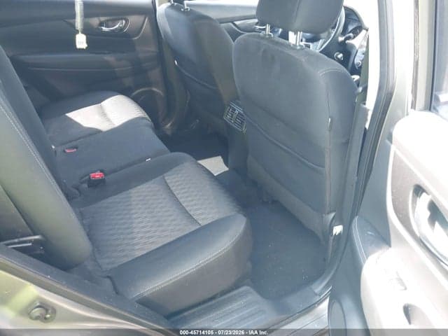 2017 NISSAN ROGUE S 8
