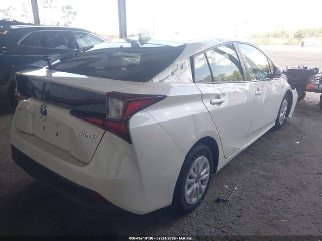 2020 TOYOTA PRIUS LE 4