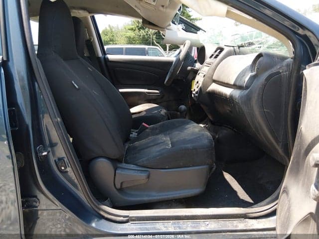 2017 NISSAN VERSA 1.6 S+ 5