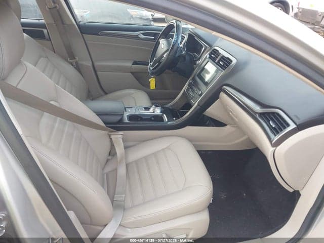 2017 FORD FUSION SE 5