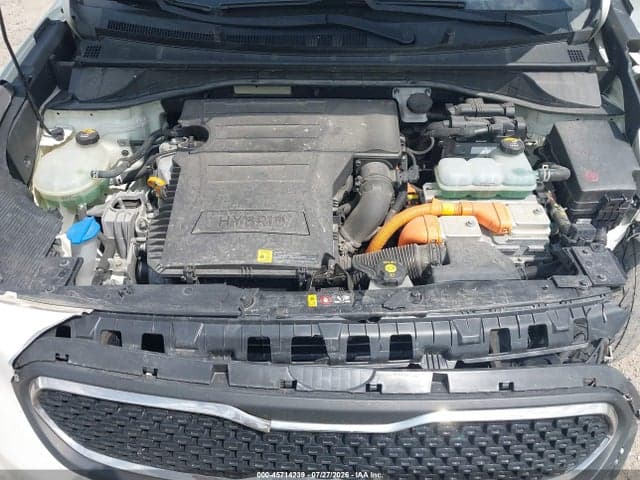 2018 KIA NIRO LX 10