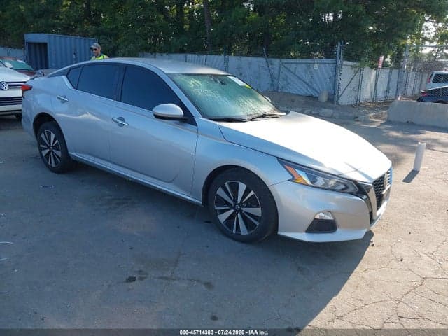 2022 NISSAN ALTIMA SV FWD - 1