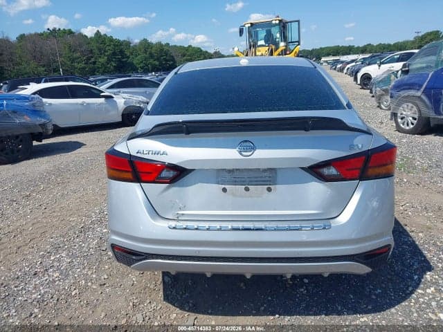 2022 NISSAN ALTIMA SV FWD 17