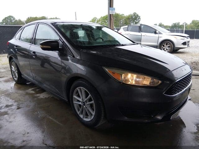 2017 FORD FOCUS SE 1