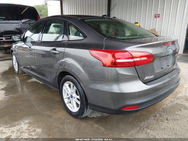 2017 FORD FOCUS SE 3