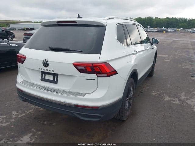 2022 VOLKSWAGEN TIGUAN 2.0T SE 4