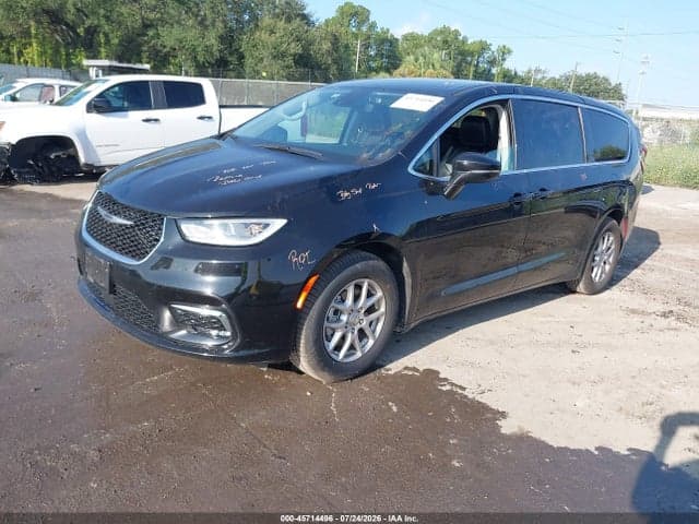 2024 CHRYSLER PACIFICA TOURING L 2