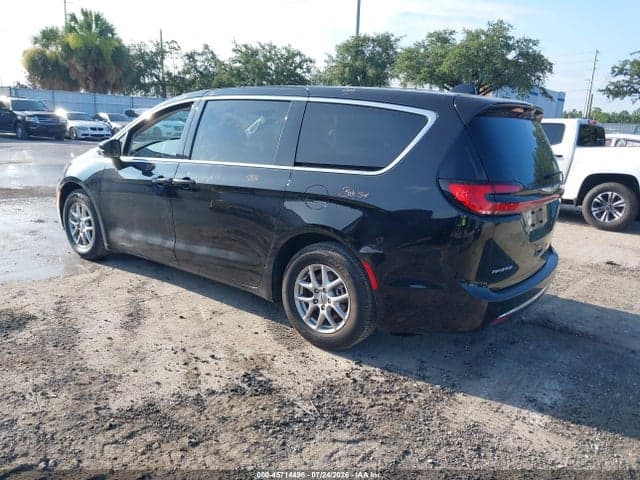 2024 CHRYSLER PACIFICA TOURING L 3