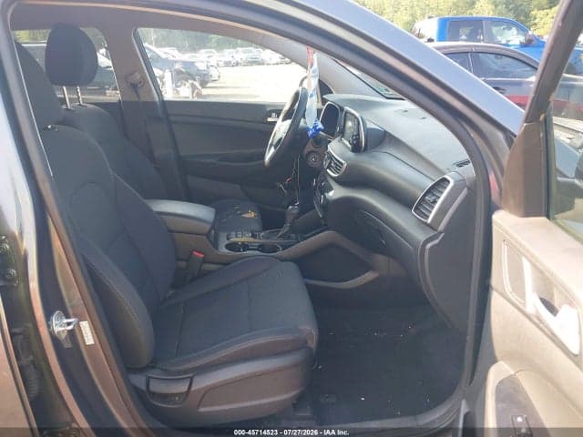 2021 HYUNDAI TUCSON SE 5