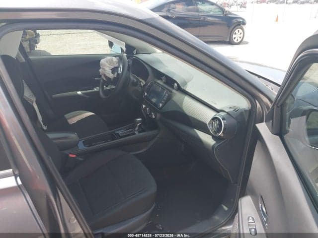 2023 NISSAN KICKS SV XTRONIC CVT 5
