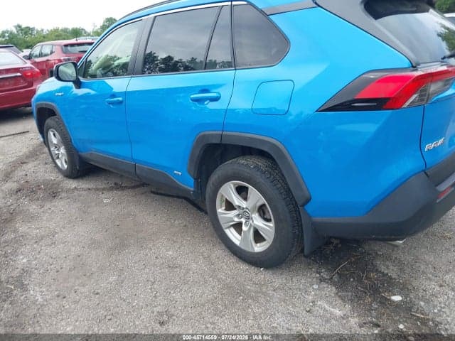 2019 TOYOTA RAV4 HYBRID LE 14