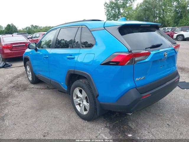 2019 TOYOTA RAV4 HYBRID LE 3
