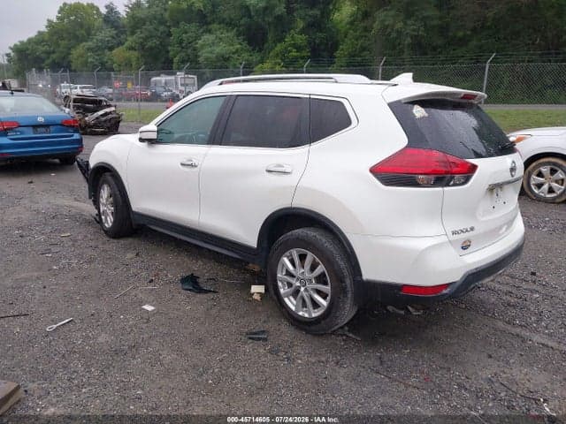 2017 NISSAN ROGUE SV 3