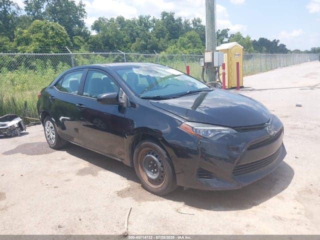 2018 TOYOTA COROLLA LE 1
